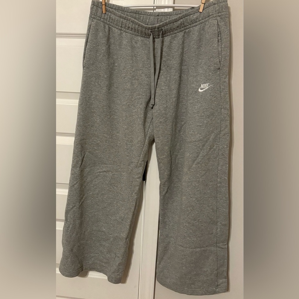 Nike Heather Gray Lounge Pants